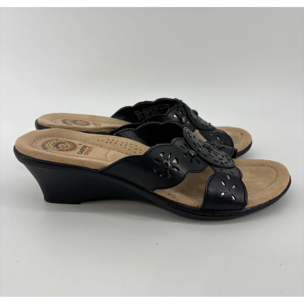 Earth Spirit Maddy Wedge Sandals Women's 8 Black Leather W/Box